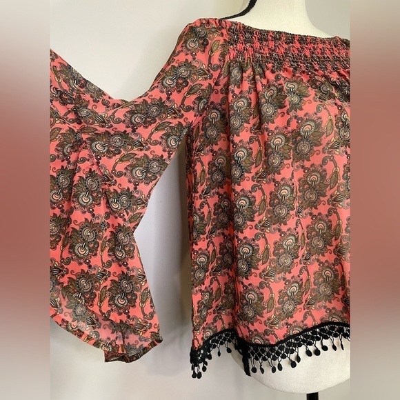 Naanaa Flowy Smocked Off shoulder Top - Picture 5 of 8